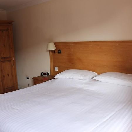 Blatches Farm Hotel Great Dunmow Buitenkant foto